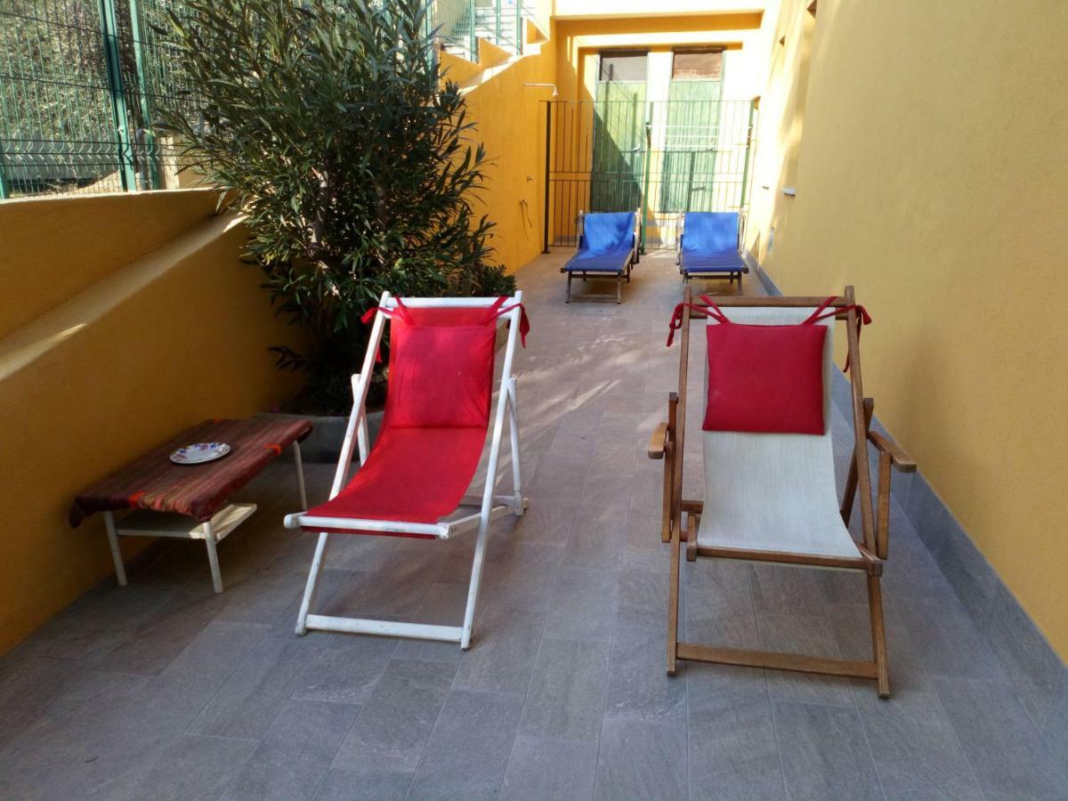 Casa Di Claude Con Posto Auto Appartement Finale Ligure Buitenkant foto